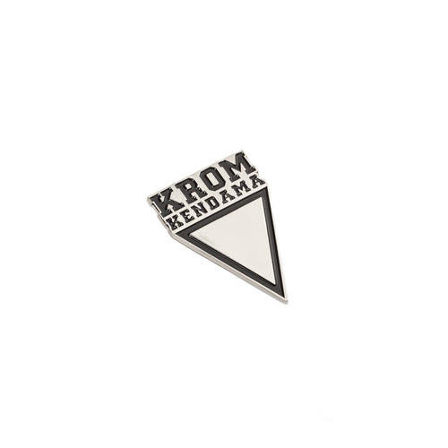 TRIANGULAR METAL PIN